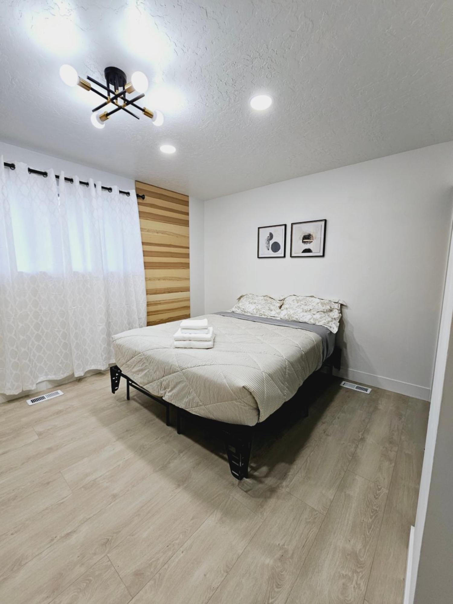 Luxury Getaway Close To Skiing Hiking In Slc 샌디 외부 사진
